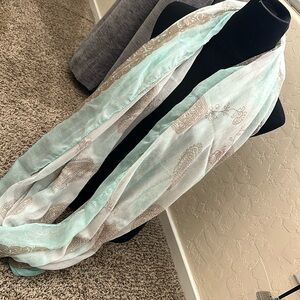 Women’s scarf - OS